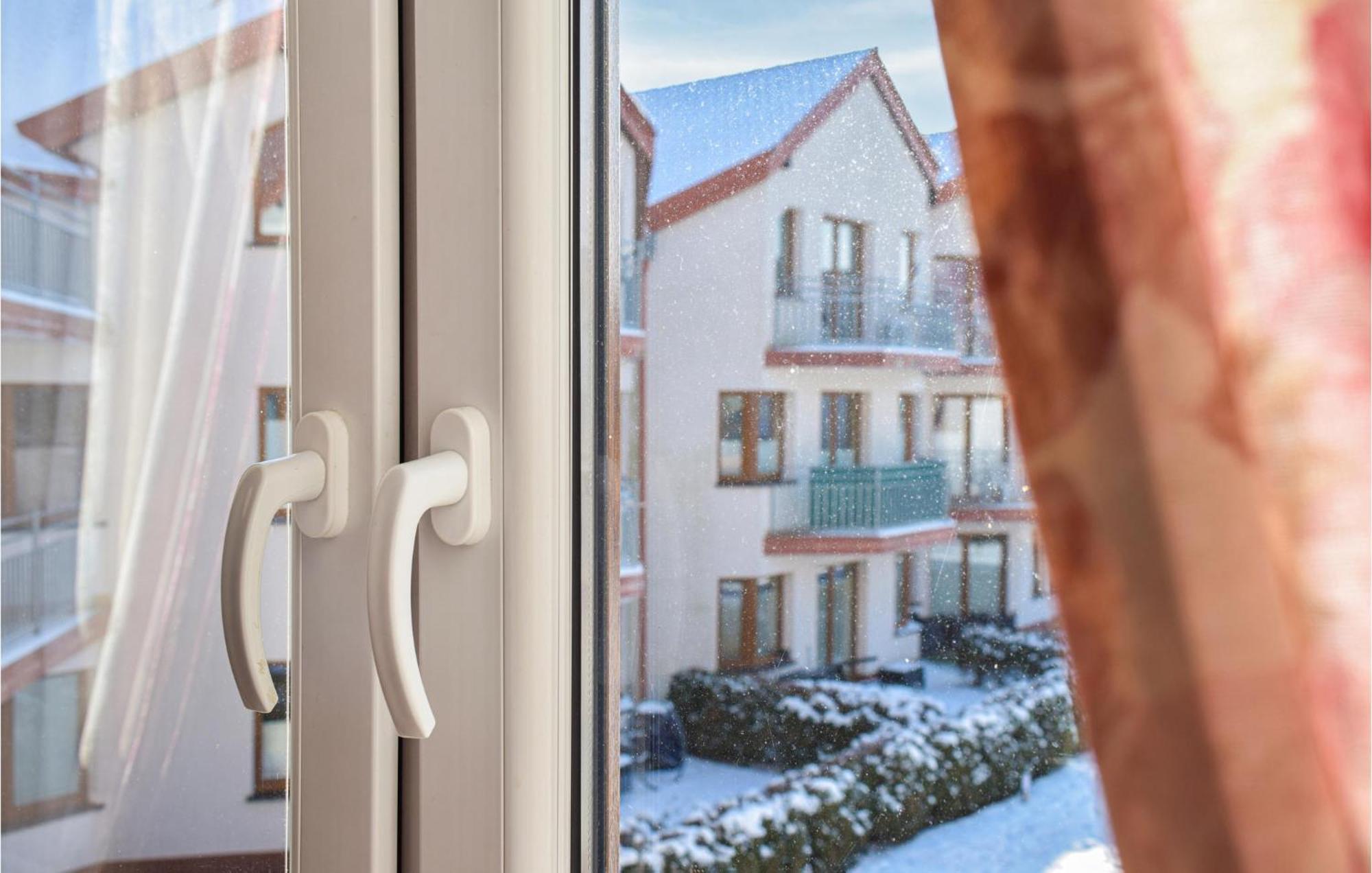 Nice Apartment In Darlowko With Wifi Eksteriør billede